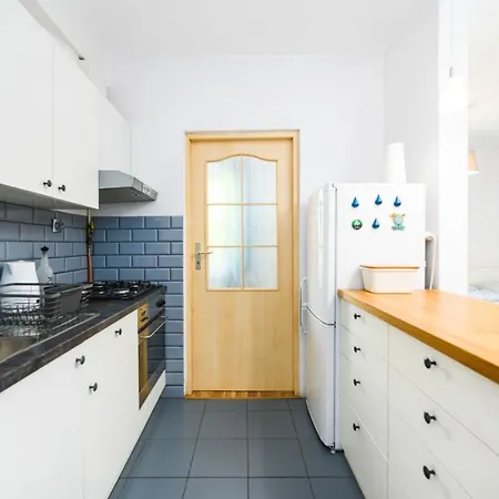 Apartament Winnicka Prostywynajem 아파트 *