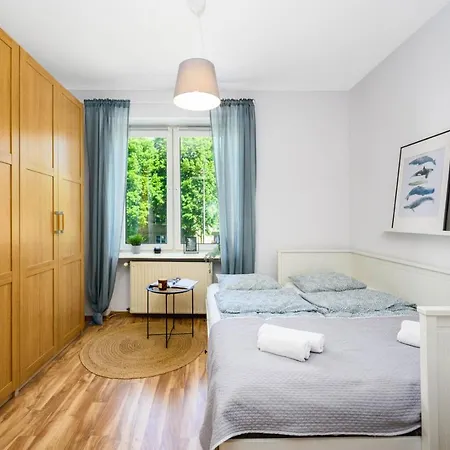 アパート Apartament Winnicka Prostywynajem