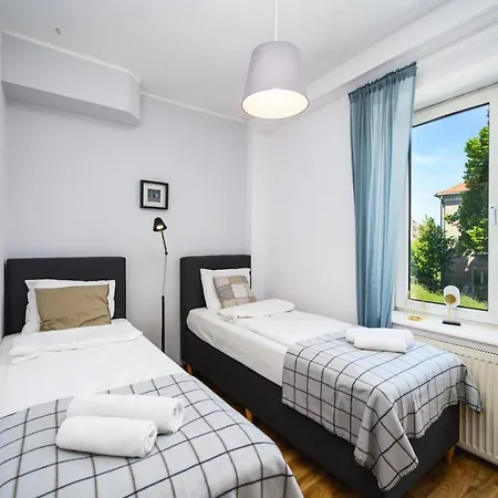 Apartament Winnicka Prostywynajem アパート
